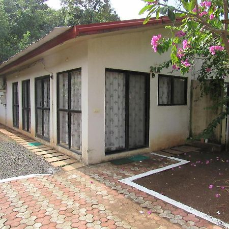 Retreat Chalets, The Nest, At Sparsh Resorts, Karjat Ngoại thất bức ảnh