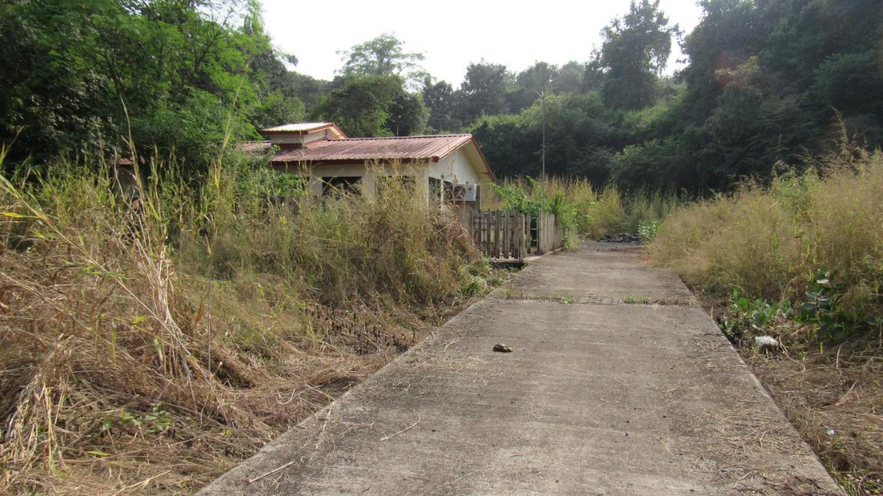 Retreat Chalets, The Nest, At Sparsh Resorts, Karjat Ngoại thất bức ảnh