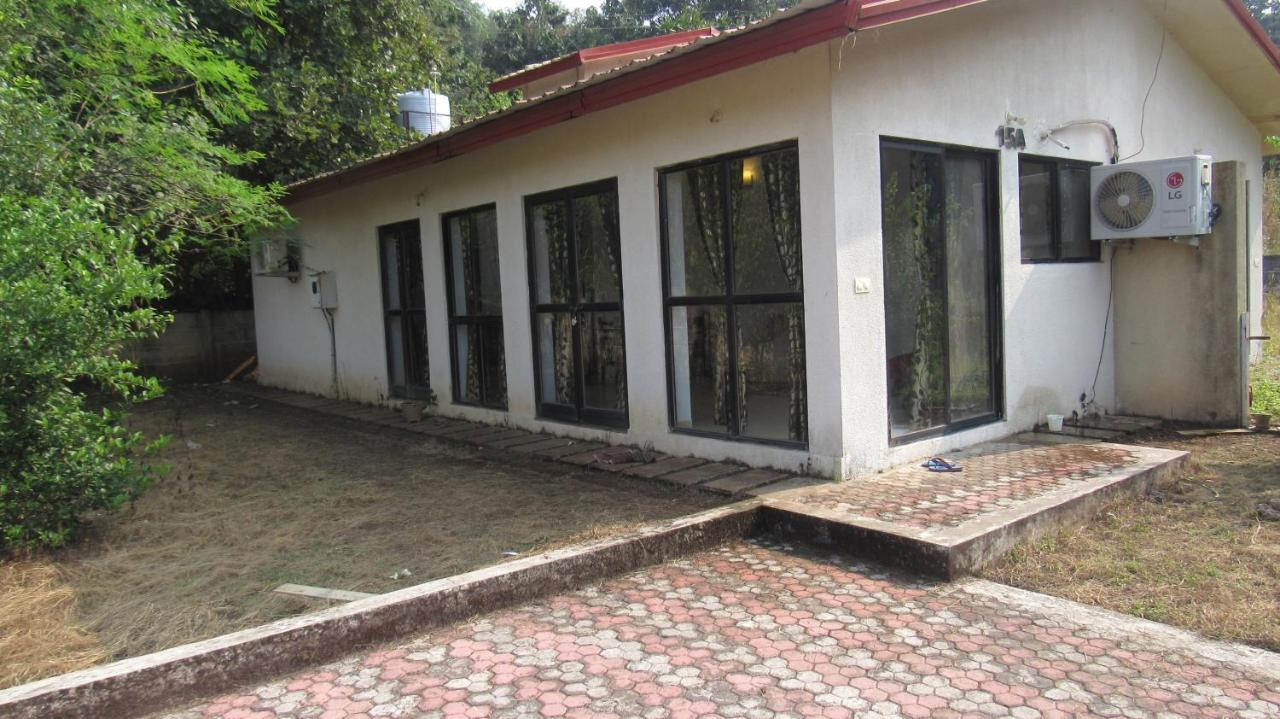 Retreat Chalets, The Nest, At Sparsh Resorts, Karjat Ngoại thất bức ảnh