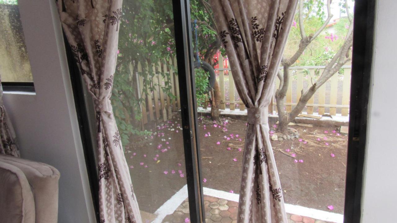Retreat Chalets, The Nest, At Sparsh Resorts, Karjat Ngoại thất bức ảnh