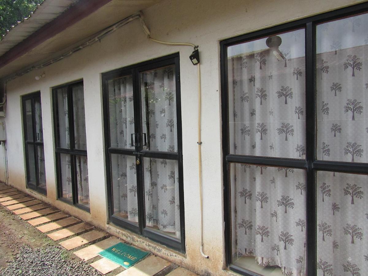 Retreat Chalets, The Nest, At Sparsh Resorts, Karjat Ngoại thất bức ảnh