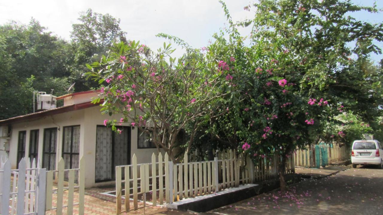 Retreat Chalets, The Nest, At Sparsh Resorts, Karjat Ngoại thất bức ảnh