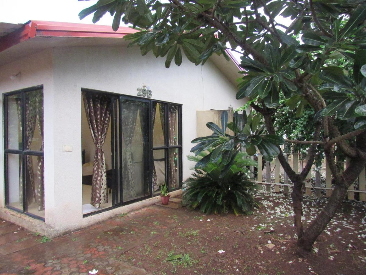 Retreat Chalets, The Nest, At Sparsh Resorts, Karjat Ngoại thất bức ảnh